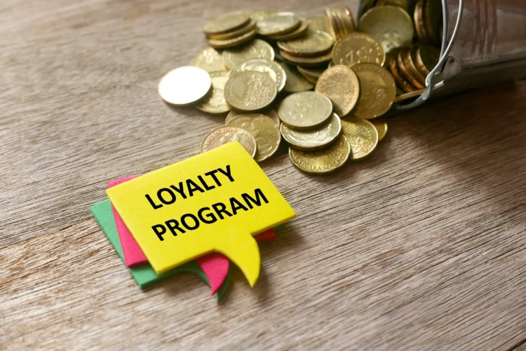 Customer loyalty program speech bubble.